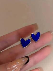 1pair Simple & Fashionable Alloy Klein Blue Heart Shaped Earrings For Women; Elegant Accessory Fit For All Occasions - Blue - View 5