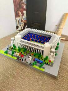 世界著名足球场/皇家马德里/诺坎普足球场积木套装 3D 拼装拼图玩具，适合球迷、纪念品、家居艺术装饰、生日、圣诞节最佳礼物，1 件 - 彩色 - 查看 10