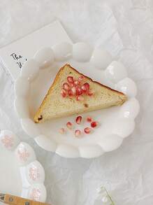 1個創意陶瓷盤,以底部掩釉製成純白色花瓣圖案,適合家庭使用,早餐、甜點、菜、湯、餐具或攝影道具 - 白色 - 查看 5