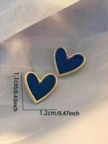 1pair Simple & Fashionable Alloy Klein Blue Heart Shaped Earrings For Women; Elegant Accessory Fit For All Occasions - Blue - View 4