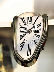 Reloj Creativo Retorcido Retro, Reloj De Mesa Derretido, Reloj De Esquina De Mesa, Reloj Romano Retro De Ángulo Recto Deformado En Tiempo Y Espacio, Color Plata - Dorado - Ver 3