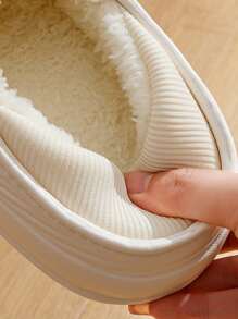 女士防水全包貓紋拖鞋,加厚防滑毛絨鞋,適用於秋冬室內/戶外 - 白色 - 查看 6