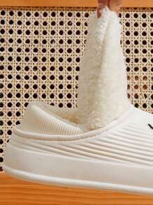 女士防水全包貓紋拖鞋,加厚防滑毛絨鞋,適用於秋冬室內/戶外 - 白色 - 查看 9