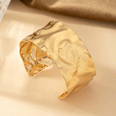 1pc Women's Liquid Metal Silver Wavy Surface Wide Bracelet, Personalized Fashion Versatile Jewelry