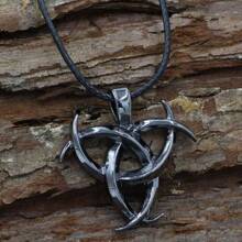 Viking Pirate Triangle King of Odin ASGARD  Zinc Alloy Orse Viking Thor Black Pewter Pendant Necklace