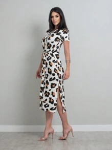 Women Dresses - 黑與白 - 查看 1