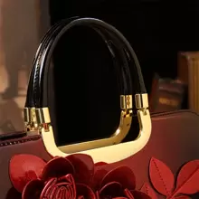 TÚI XÁCH LUCY S Túi xách nữ cao cấp màu gradient trang trí hoa 3d, túi đeo vai, túi đeo chéo và ví - Màu Đỏ Sâu - Xem 8