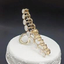 1入女裝新款金屬髮卡配以九個閃閃發亮的樹脂石裝飾,適用於日常/戶外使用