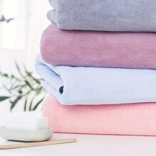 超柔軟超大浴巾1入組（35" X 70"）,快速乾燥,微纖維珊瑚絨高吸水性浴巾適用於洗澡、健身、浴室、運動、瑜珈、旅行等（淺粉色） - 淺粉色 - 查看 3