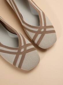 條紋扁鞋,展現不同的美感 - 米色 - 查看 4