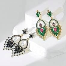 1pair Fashionable Rhinestone Decor Flower-Shaped Dangle Earrings With Lapis Lazuli Bead For Women/Elegant Hollow-Out Water Drop Shaped Design/Great For Daily Wear, Date, Wedding, Festival Accessory - Green - View 4