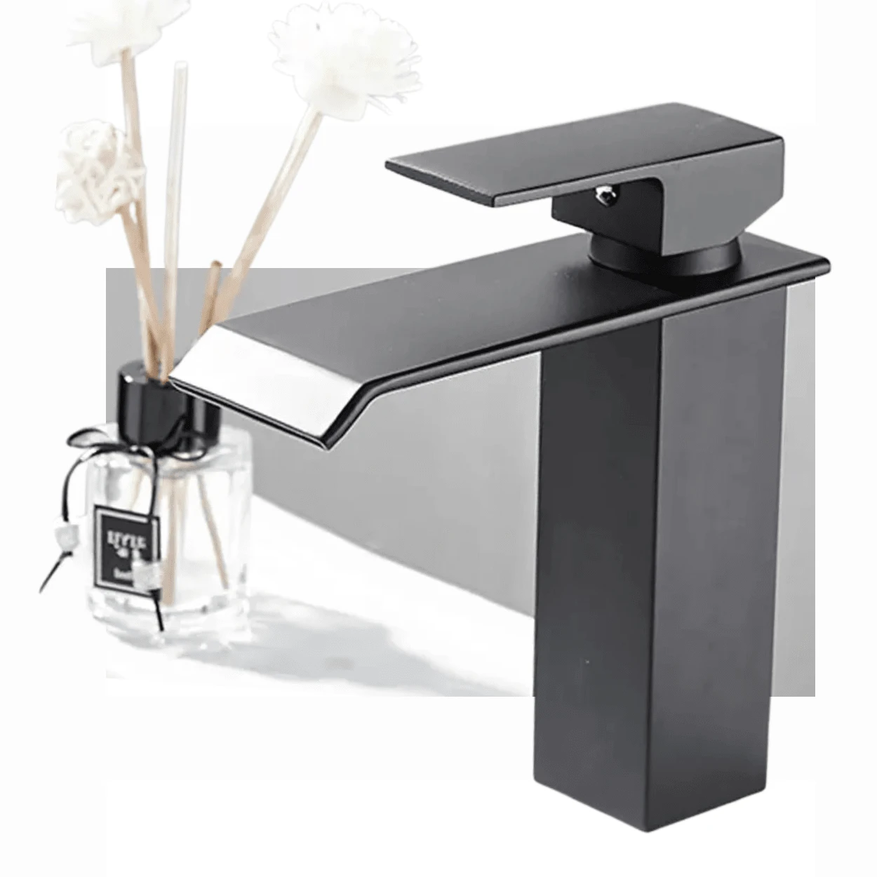 Bathtub Faucets - 黑色 - 查看 1