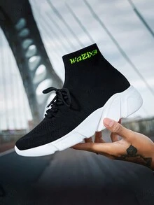 男士針織輕量級減震透氣跑鞋,高彈性舒適的襪套式運動鞋 - 黑與白 - 查看 5