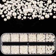 半圓形仿珍珠顆粒,不同尺寸的仿珍珠可用於指甲、身體或臉部裝飾。同時,它們也可以用於珠寶製作,例如鞋子、耳環、項鍊、髮夾、玻璃等。利用您自己的設計,您可以創造獨特而引人注目的外觀。1盒12格,白/乳白色,平背,多用途 - 12格半面珠子套裝 - 查看 4