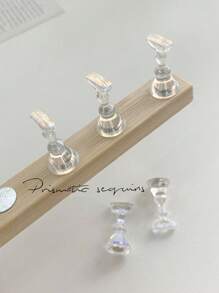 Đồ trang trí nghệ thuật làm móng 3D bằng gỗ hình chữ nhật dài, hình elip, hình cong, tự hút, nhân tạo chắc chắn - 1 đế + 5 giá đỡ ngón tay - Bộ giá trưng bày & thực hành. Nhựa, pha lê, hạt thép, đá giả, cổ điển, Hàn Quốc, hoa, thiết kế bằng laser DIY tại nhà, du lịch, phụ kiện làm đẹp cho phụ nữ, mẹ, chị em gái, vợ, bạn gái vào ngày kỷ niệm/ngày lễ tình nhân/ngày cưới/tiệm làm móng. - Nhiều màu - Xem 3