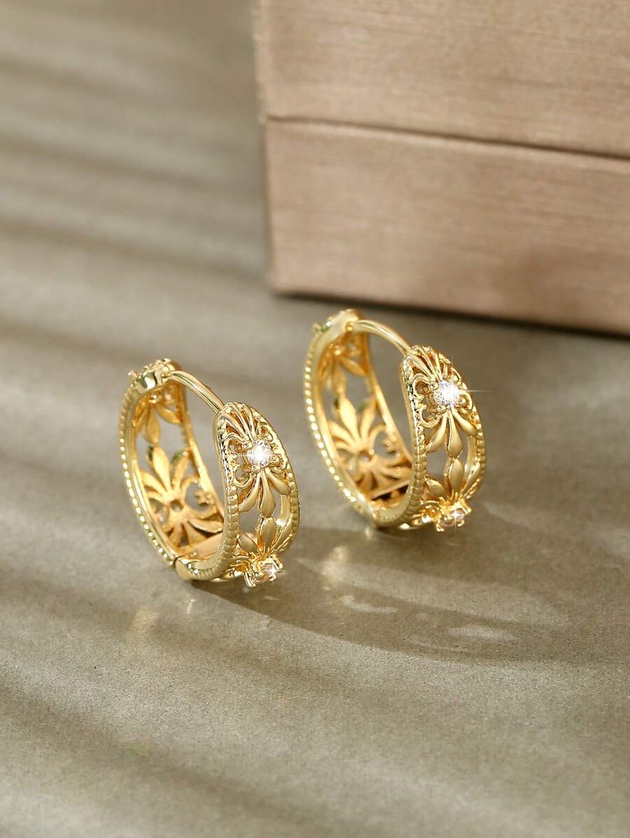 1 Pair Luxury Copper Zirconia Hollow Geometric Pattern Earrings, Fashionable & Elegant Hoop Earrings For Women, Birthday/Date Gift - Yellow Gold - View 1