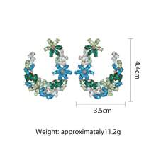 1雙時尚優雅耳環,綠色鑽石裝飾和花束設計,適用於女性旅行、約會等多種服裝搭配 - 綠色 - 查看 9