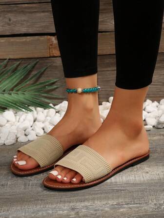 Stylish Comfortable Breathable Beach Style Flat Sandals
