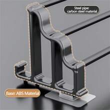 1入組時尚耐用的三桿掛鉤式固定浴室毛巾架,免釘裝置,易於安裝和維護,適用於浴室配件收納 - 黑色 - 查看 7