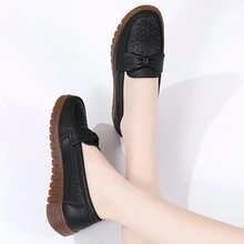 透氣舒適女用鏤空平底鞋,設計優雅高端 - 黑色 - 查看 4