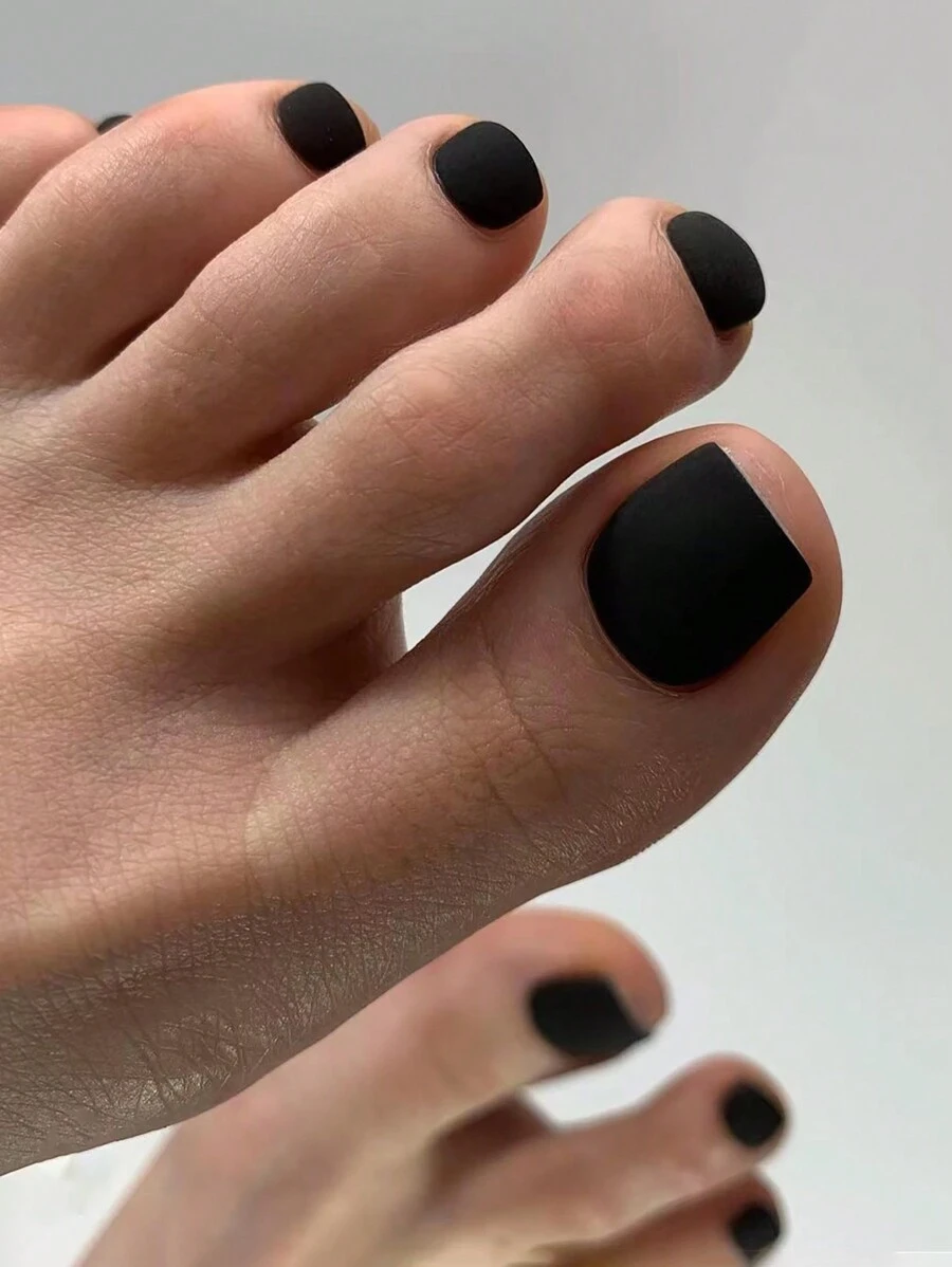 VV MEI JIA ER Uñas postizas mate negras para dedos de los pies, cubierta completa con unicolor, uñas acrílicas cuadradas para pegar, uñas postizas cortas y lindas para invierno, 24 piezas + 1 hoja de cinta adhesiva + 1 lima de uñas, suministros de uñas para mujeres y niñas uñas falsas uña falsa uña acrílica - Negro - Ver 1