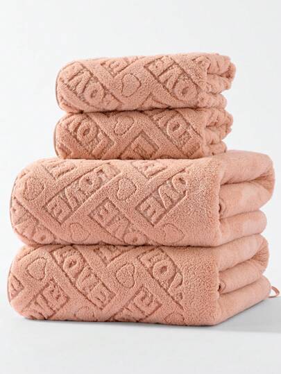 1条心形字母图案面巾或1条浴巾，珊瑚绒大号浴室毛巾或洁面巾，家居浴室装饰，返校季，美容院/浴室浴巾，适用于美容院、酒店、运动场所、家居用品、毛巾、护肤浴巾