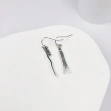 1对复古个性化垂坠耳环，3D-勺子/叉子/牙齿/牙膏/牙刷/太阳/月亮/翅膀/吊坠耳环，闺蜜/情侣礼物套装，送给妈妈/老师的特别礼物。 - 槍黑色 - 查看 5