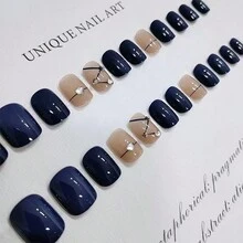 Monina Y2k 哥德式新娘美甲:24 件藍線短方形按壓指甲,高端美甲師手持套裝,清晰閃亮,即時美白,非常適合日常和旅行服裝 - 藍色 - 查看 5