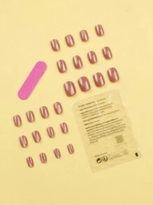 24 件经典法式短方形指甲裸色法式白色按压指甲水晶指甲假指甲美甲套装可拆卸全覆盖持久耐用包括 1 片粘性标签和 1 个迷你锉刀非常适合日常佩戴美甲用品美甲