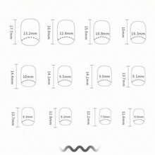 24 件短方形星空黑色指甲貼圖用於快速美甲藝術。附有凝膠指甲剝離器工具套件,輕鬆在家diy。適合女性和女孩,具有可重複使用且易於佩戴的特點。全覆蓋的光澤表面,可透過指甲銼和去除刷輕鬆去除。 - 黑色 - 查看 6