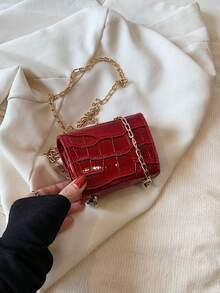 New Arrival Fall/winter Mini Crocodile Pattern Pu Leather Crossbody Bag With Chain Strap - Red - View 4