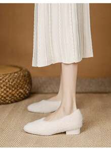 2024 New Year Women's Fur Outdoor Shoes, Low Heel, Casual, Warm Lined, Elegant And High-End