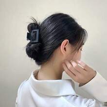 A B C D 1入組 E 3入組簡單霧面髮爪/髮夾/髮箍/髮飾/髮夾/髮針/髮叉/舞蹈髮夾/長髮髮夾女用 - 黑色 - 查看 3