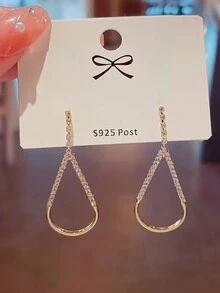 1對女性簡單且誇張的特色垂飾耳環,水滴形狀,鑲嵌水晶石 - 一對鑲鑽超閃水滴形耳環 - 查看 5