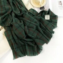 1 件女裝時尚提花圍巾仿羊絨保暖披肩流蘇斗篷適合秋季、冬季和空調房。有紅色、綠色可供選擇,並配有聖誕配件 - 綠色 - 查看 5