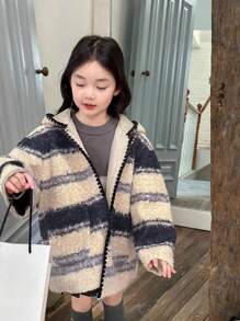 女童时尚条纹连帽外套，秋冬保暖