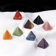 4pcs Natural Semi-Precious Stone Pyramid Shape Ornaments For Table Decoration - 1.8x2cm - View 1