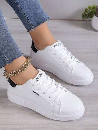 New Arrival Women's White British Style Lace-Up Sneakers, Round Toe Low Top Chunky Sole Slip Resistant Shoes, Fashionable Breathable Chunky Shoes For Students