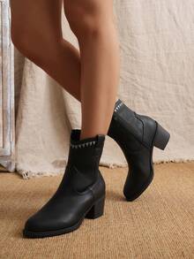 女用粗跟拉鍊方頭踝靴、女式圓頭人造麂皮分層西部粗跟踝靴、女式尖頭疊層中跟踝靴（帶 V 形後拉鍊）、女式 Pu 短靴 - 黑色 - 查看 2