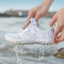 Women's Water Shoes, Quick Drying Beach Creek Shoes, Fashion Anti-Slip Sports Shoes For Workout Gym Swimming Fishing - White - View 5