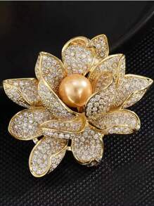 A Handmade Rhinestone Lotus Brooch, High-End Exquisite Luxury Corsage, New Faux Pearl Brooch, High-End Accessories, Women's Clothing