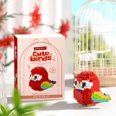 電影《鳥人》靈感的積木鸚鵡玩具