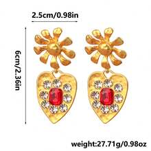 一對古董風格的復古褶皺紋花瓣設計合金鑽石耳環 - 金色 - 查看 5