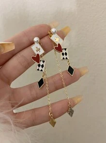 1 paire Boucles d'oreilles pendantes uniques de la Saint-Valentin avec motifs de cartes à jouer contrastées et en forme de cœur