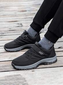 舒适防滑系带老年步行鞋，男女款，休闲运动、跑步、户外鞋，网布和PU材质，送给父母的礼物 - 黑色 - 查看 3