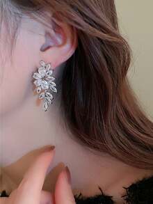 2入組奢華鑽石造型耳環,帶有樹葉設計,適合女性日常佩戴、約會、婚禮等場合 - 耳環 - 查看 3