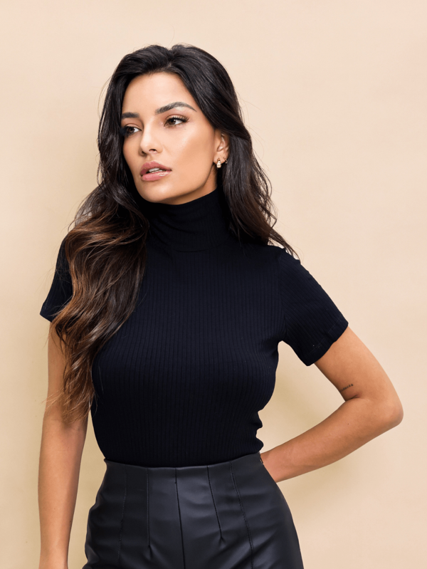Blusa Canelada Gola Alta Cacharrel Camiseta Feminina Canelado Premium Elegante Básica Minimalista e Versátil