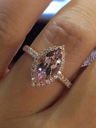 1pc Rhinestone Studded Champagne Gemstone Ring Bridal Wedding 18K Rose Gold Plated  Ring For Women Engagement Proposal Gift Jewelry