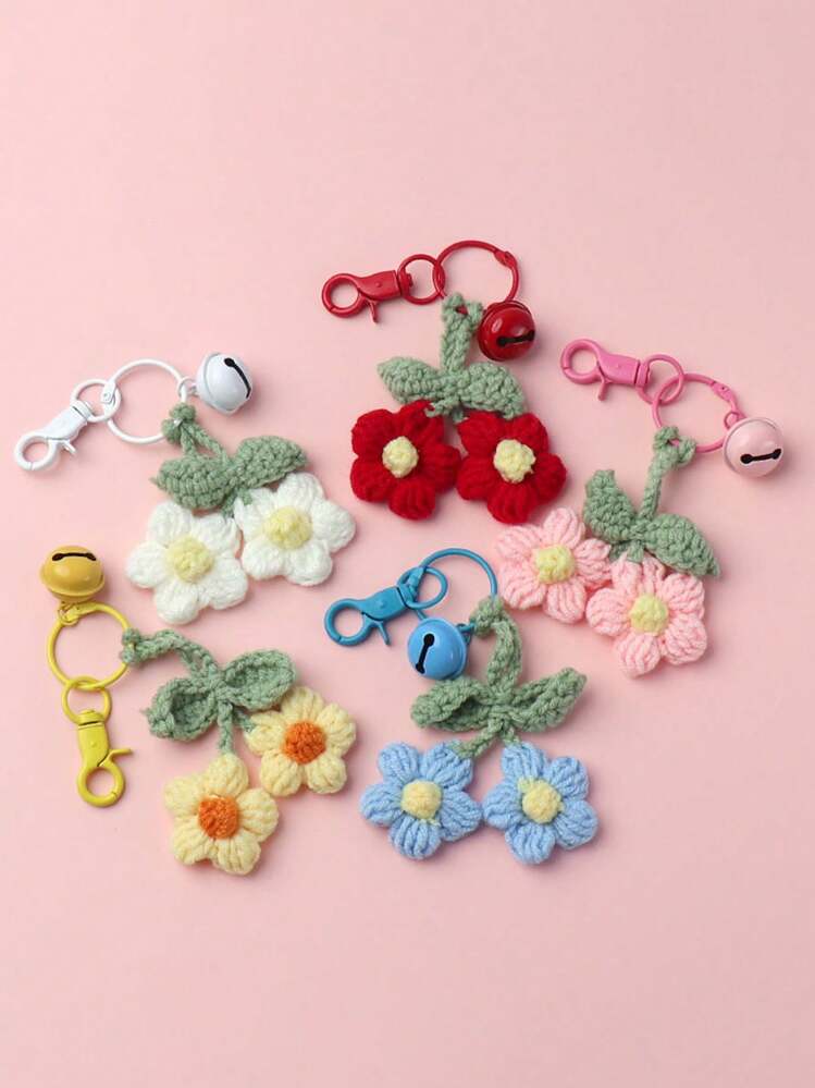 Handmade Five Petals Flower Keychain Decoration Cute Knitted Pastry Flower Keyring Bag Pendant SHEIN