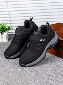 舒适防滑系带老年步行鞋，男女款，休闲运动、跑步、户外鞋，网布和PU材质，送给父母的礼物 - 黑色 - 查看 4